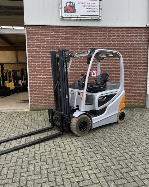 still heftruck      verkocht!!