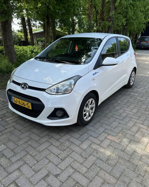 hyundai   i10        verkocht !!